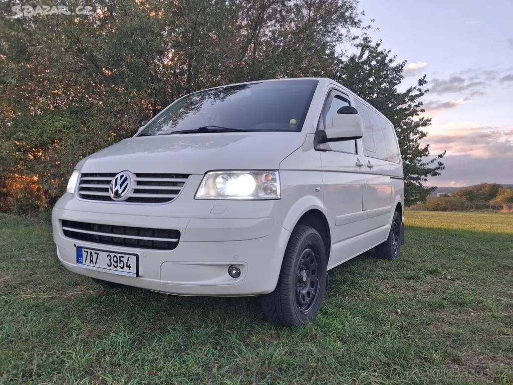 Volkswagen Multivan 3,2 VR6 HIGHLINE 4Motion - fotka 2
