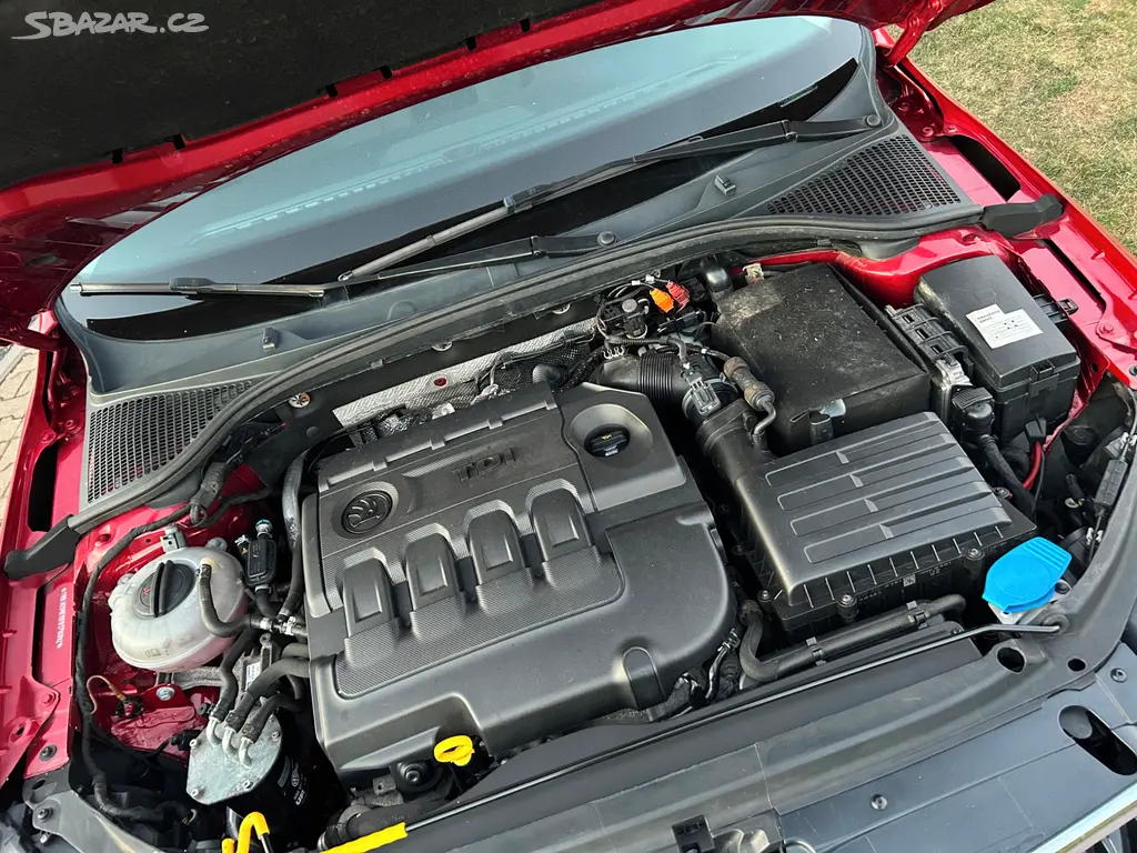 Škoda Octavia III 1.6 TDI DSG - fotka 6