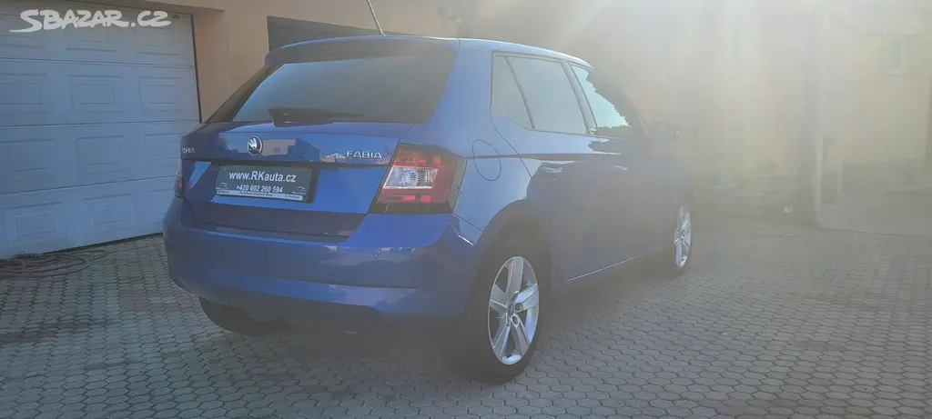 Škoda Fabia 3 1,2TSi 66kW benzín "JOY" - fotka 4