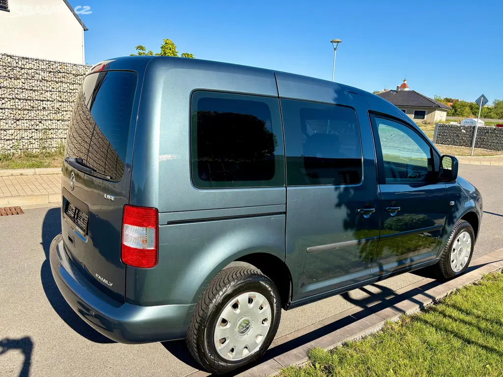 VW Caddy 1.4 16V, 5 míst, klimatizace - fotka 3