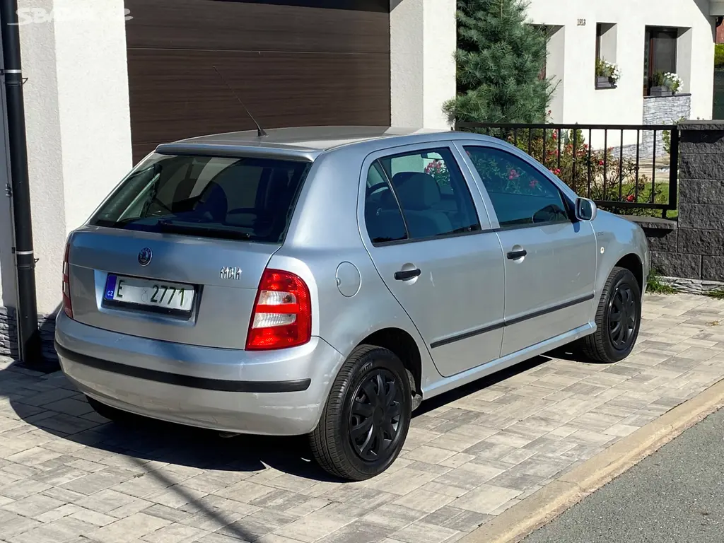 ŠKODA FABIA, hatchback, servisováno, nová STK - fotka 4