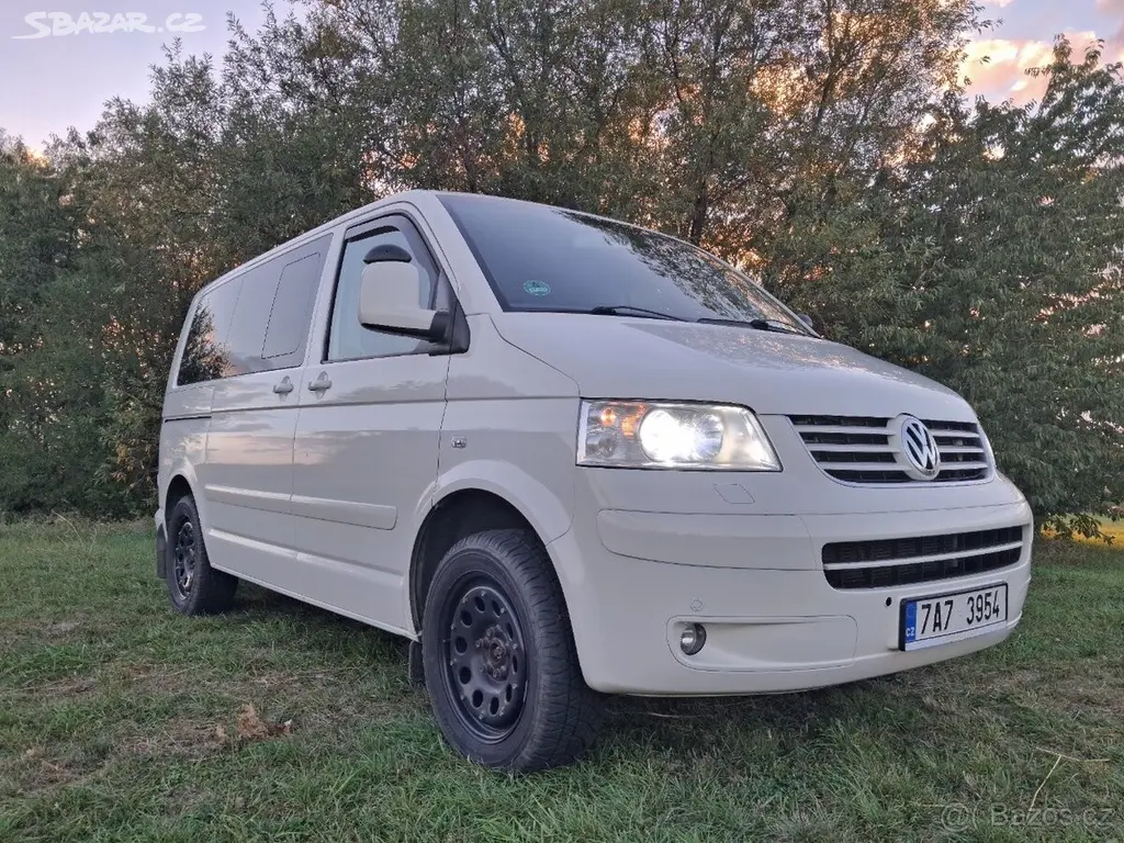 Volkswagen Multivan 3,2 VR6 HIGHLINE 4Motion