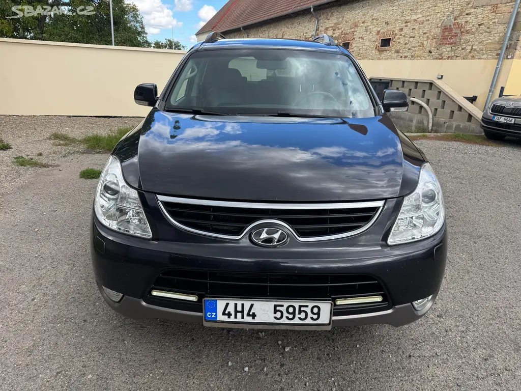 Hyundai IX55 2009 3.0 CRDI 7 míst A/T 4x4 CZ - fotka 2