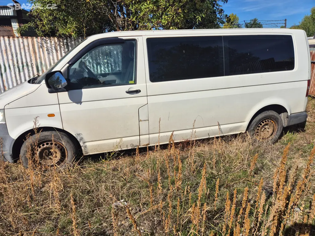 Volkswagen Transporter T5 2,5 tdi r.v.2004 - fotka 2