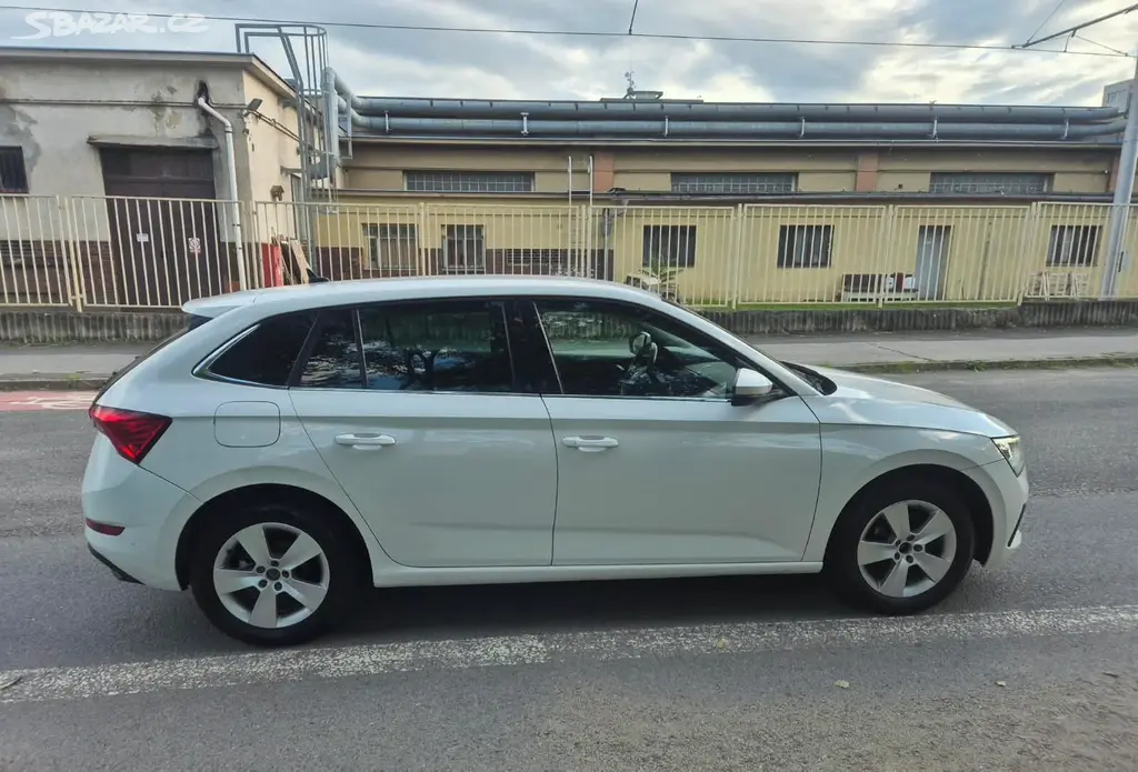 Škoda Scala 1.0 TSi G-TEC STYLE ČR - fotka 4