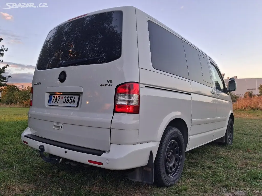 Volkswagen Multivan 3,2 VR6 HIGHLINE 4Motion - fotka 3