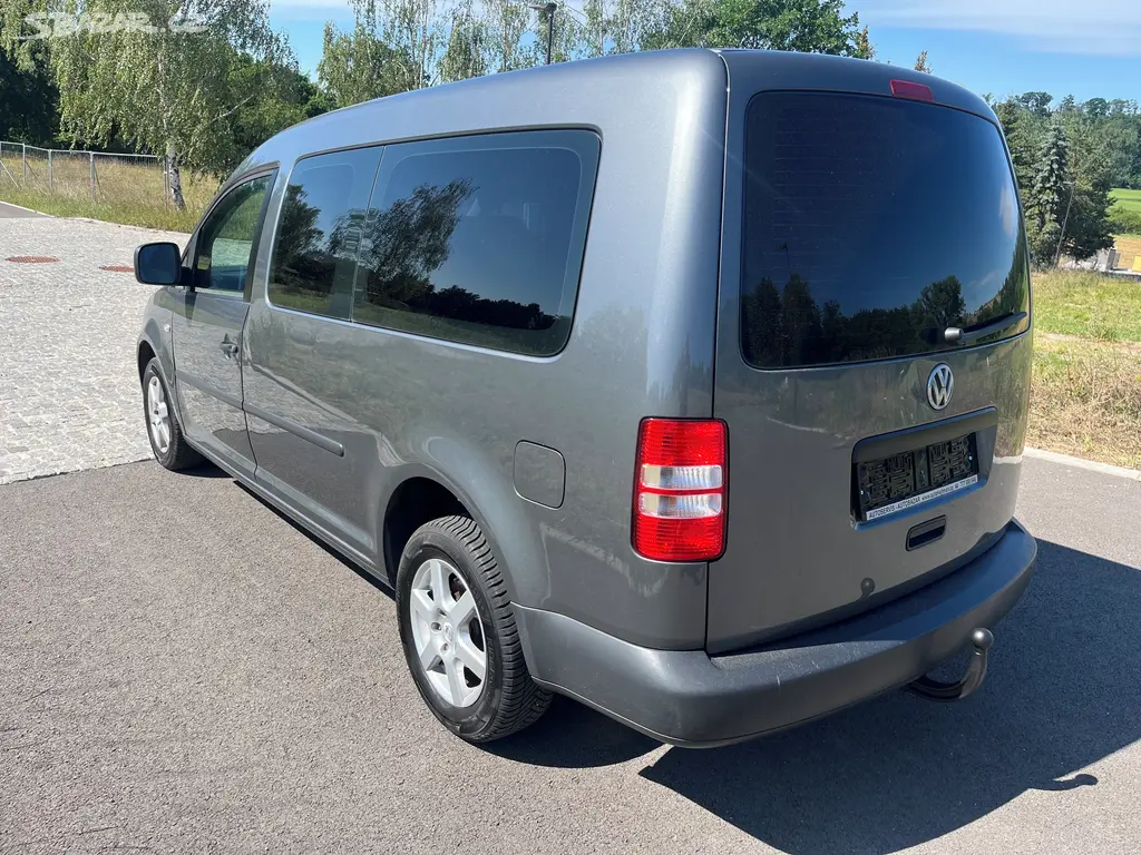 Volkswagen Caddy MAXI 1.6 TDI tažné alu navi - fotka 6