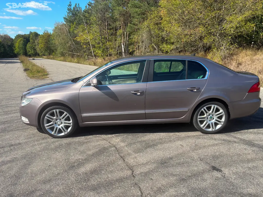 Škoda Superb 2,0 TDi 125kw - fotka 2