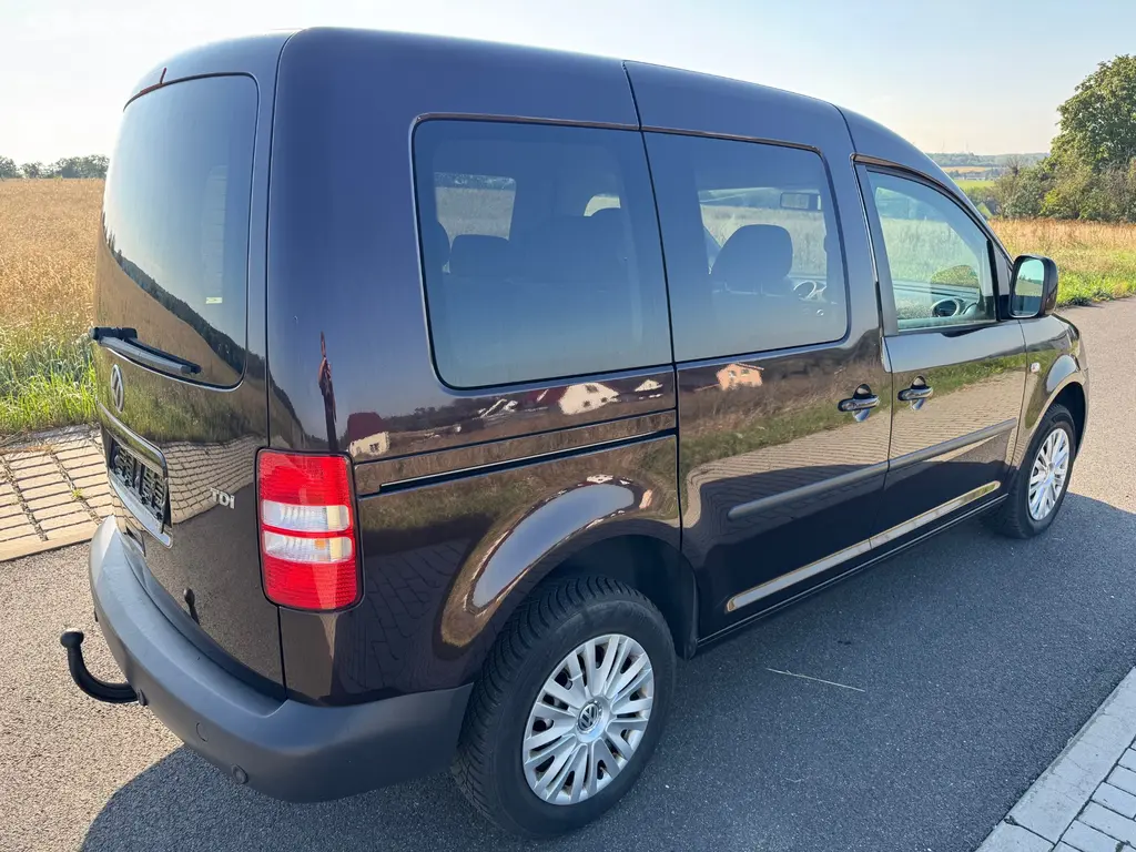 Volkswagen Caddy LiFE 1.6 TDI 2x šoupačky tažné - fotka 4