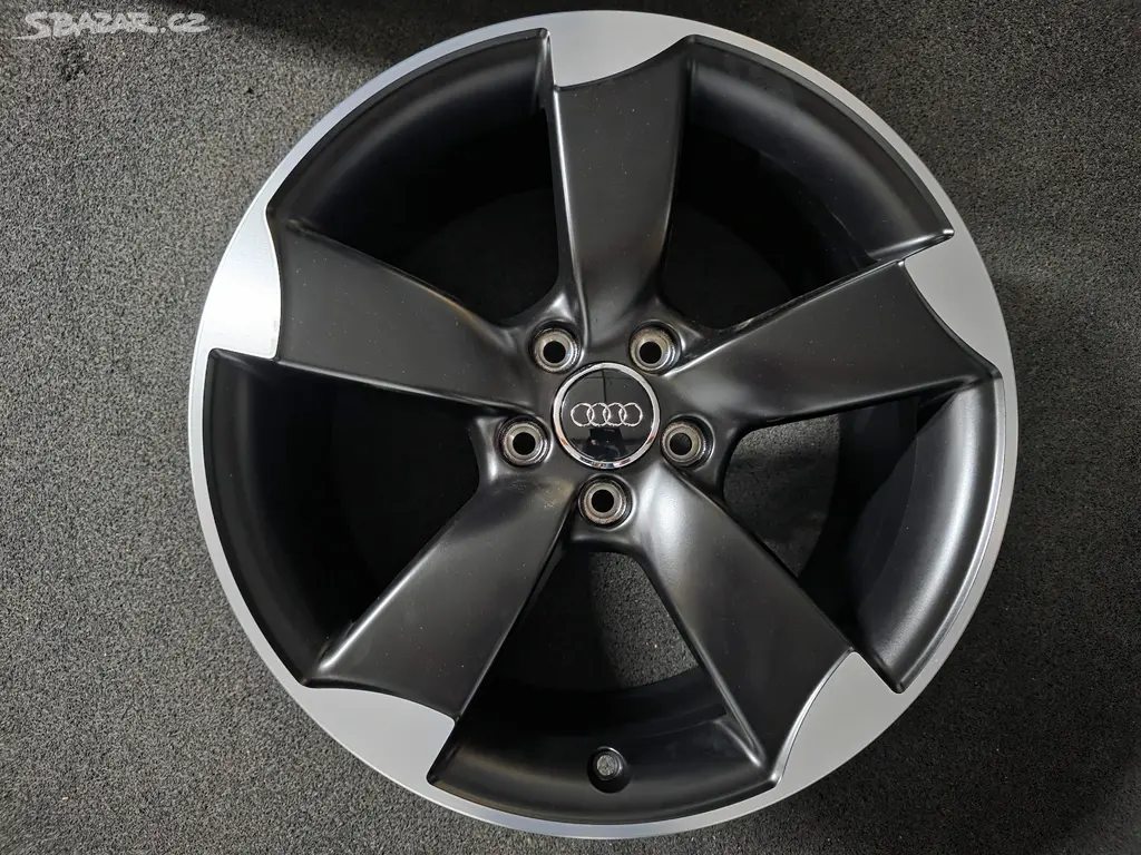 Audi A3 Alu kolo 18 Rotor 8V0601025AN 1 Ks Nové