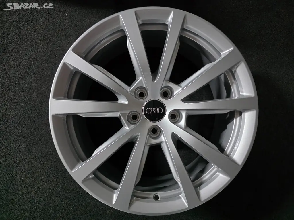 Audi A8 Alu kolo 18 originál 4N0601025A