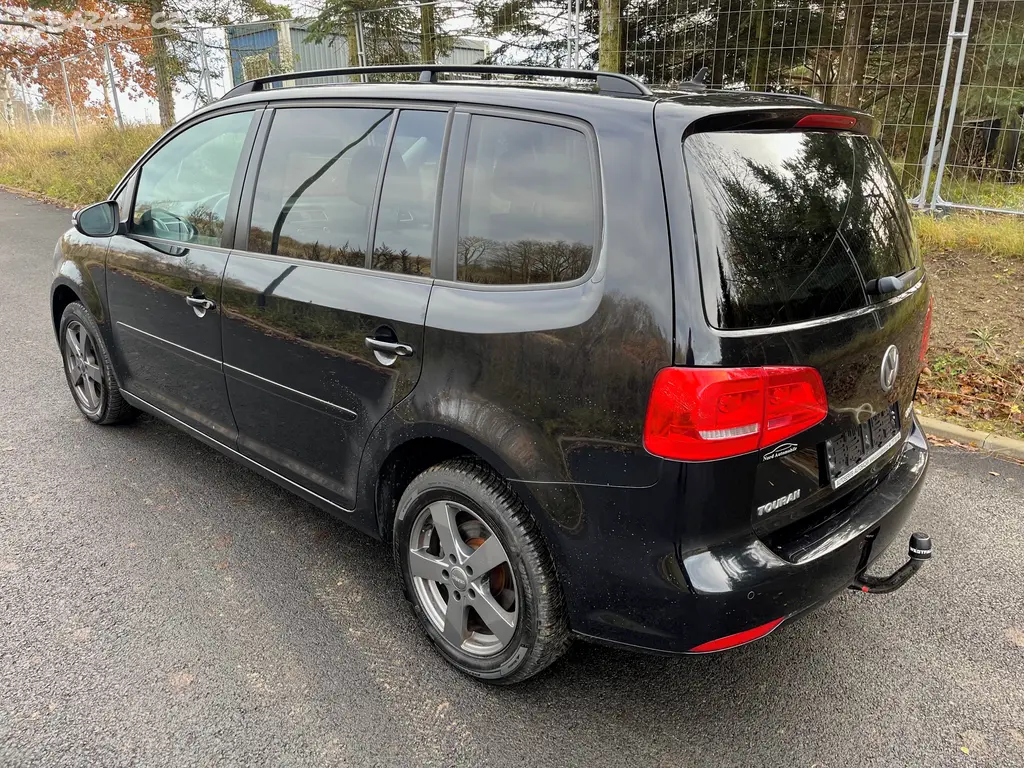 Volkswagen Touran 2.0 TDI tažné - fotka 6