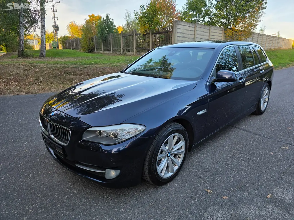 BMW 520D F11 135kW 2majitel kamera Navi Xenon 2013