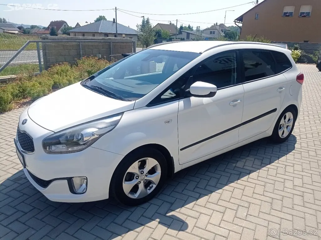 Kia Carens 1,7 Comfort plus CRDI, 2016, 1.maj - fotka 3