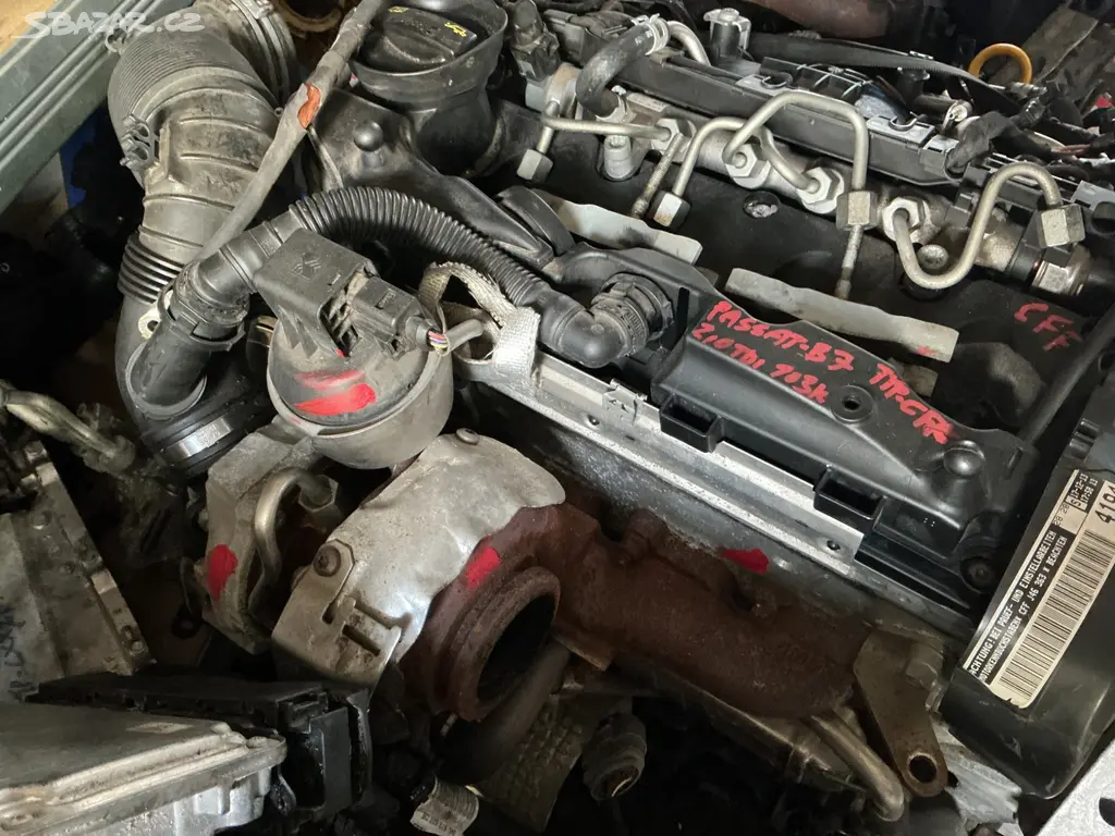 Motor octavia 3 2.0 TDi 203 kw typ-CFFB kompletní - fotka 2