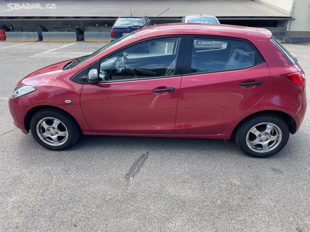 Mazda 2 - fotka 4
