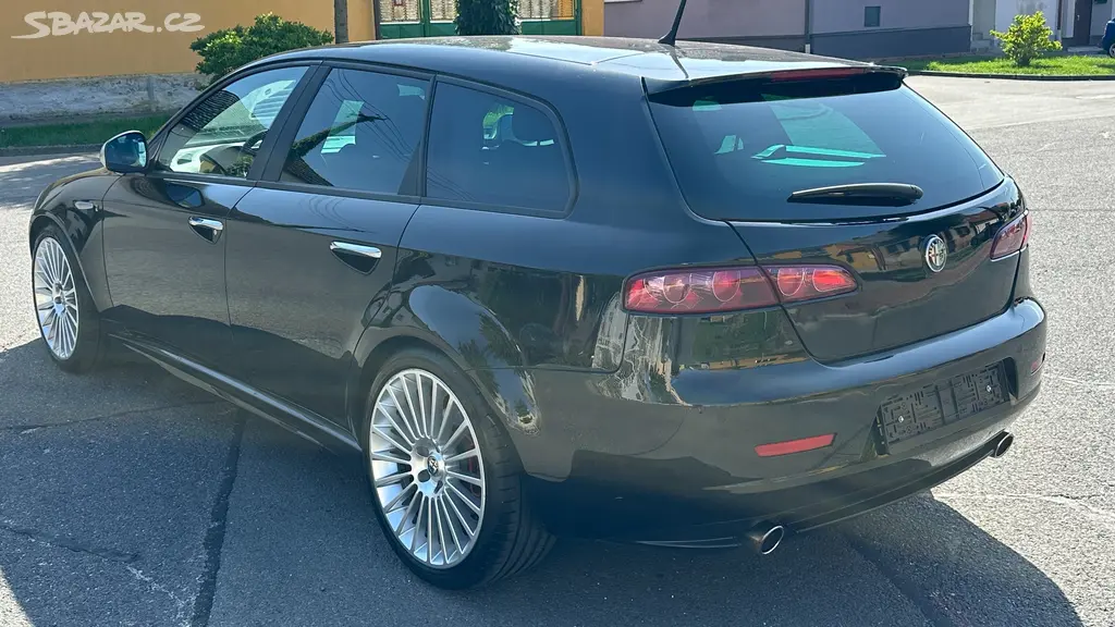 Alfa Romeo 159, 2,4JTD20V Ti - fotka 5