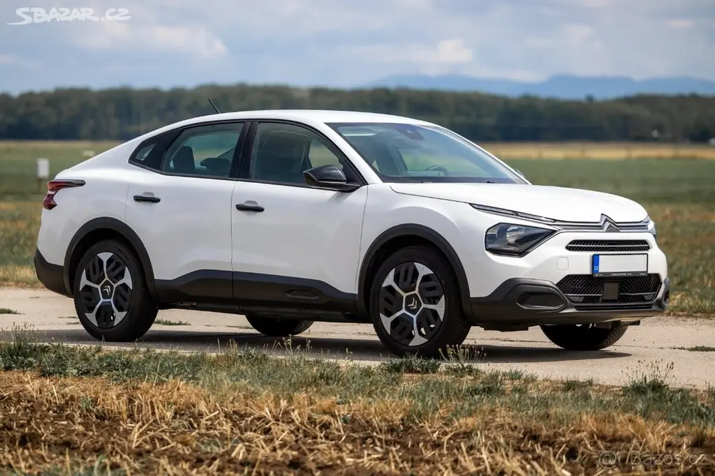 Citroën C4 X 1,2 BENZIN, 2026 - fotka 2