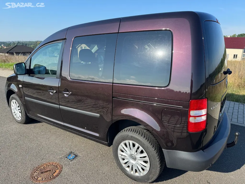 Volkswagen Caddy LiFE 1.6 TDI 2x šoupačky tažné - fotka 6