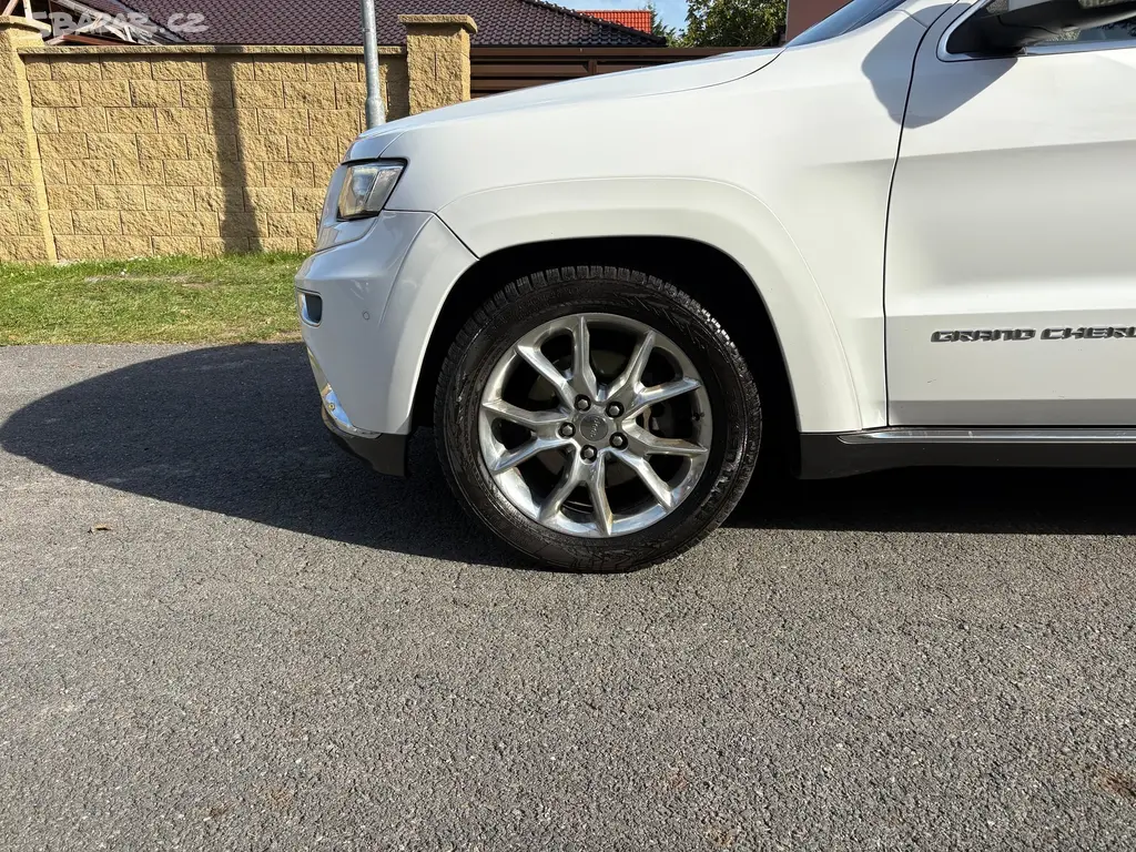Jeep Grand Cherokee, 3.0 CRD/Summit/servis/ČR - fotka 4