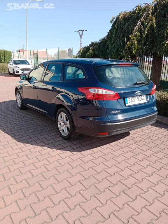Ford Focus III 1.6ti-vct 77kw - fotka 3