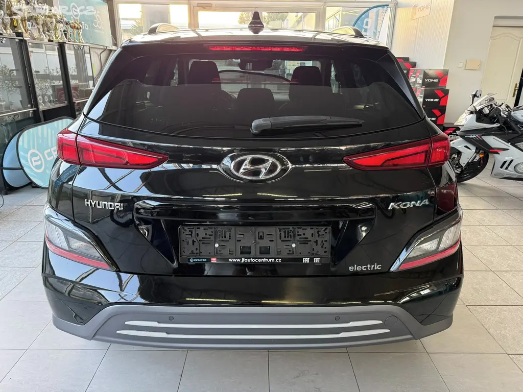 Hyundai Kona, EV100 kW/42 kWh 100%SOH - fotka 6