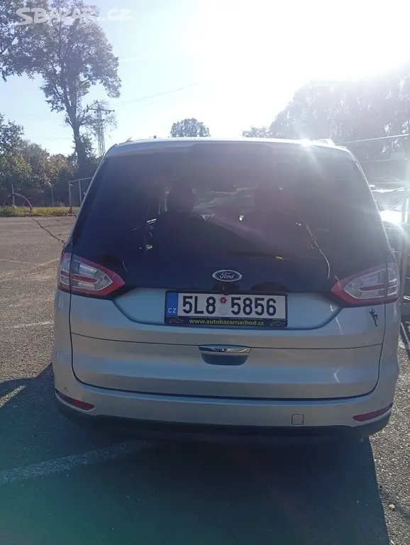 Ford Galaxy 2,0TDci-7míst-automat-132Kw-TK do6/28 - fotka 3
