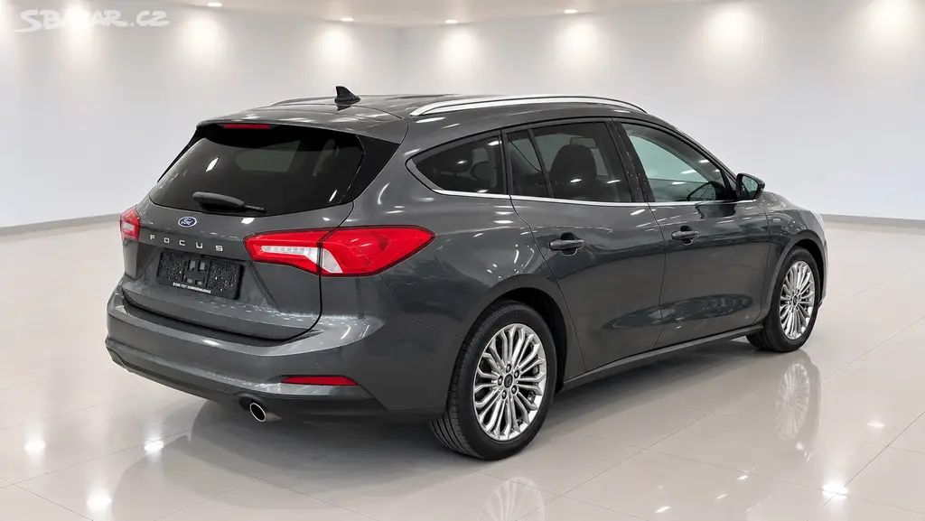 Ford Focus, 1.5 111 kW | SERVIS | NOVÁ STK - fotka 6
