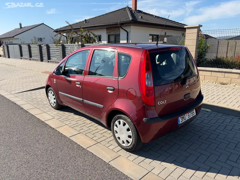 Mitsubishi Colt 2006, 140 000 km, nová STK 09/2028 - fotka 2