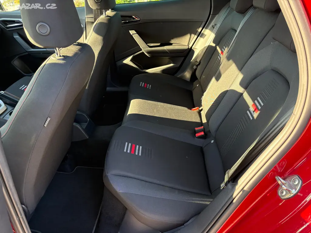 Seat Arona 1.5 TSi FR - fotka 6