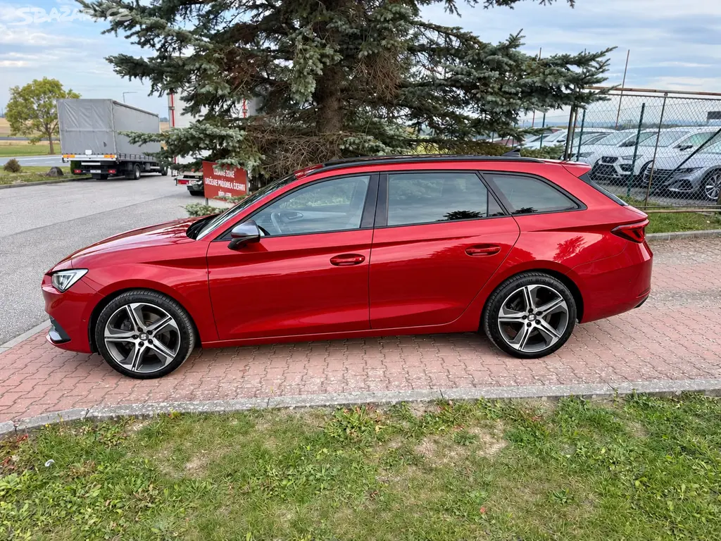Seat Leon FR 1.5 e-TSi-110kw-DSG -VIRTUÁL-141 TKM - fotka 3