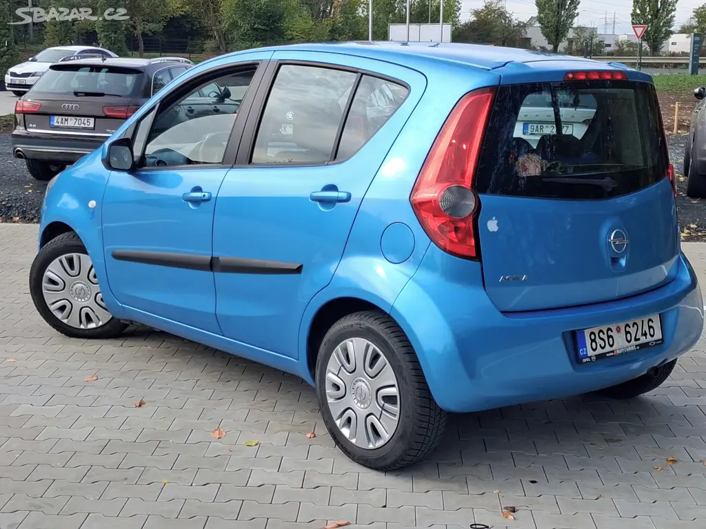 Opel Agila - fotka 2