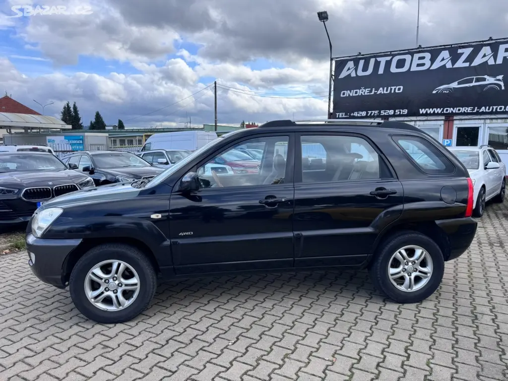 Kia Sportage, 2,7i V6 129 KW AUTOMAT 4X4 - fotka 2