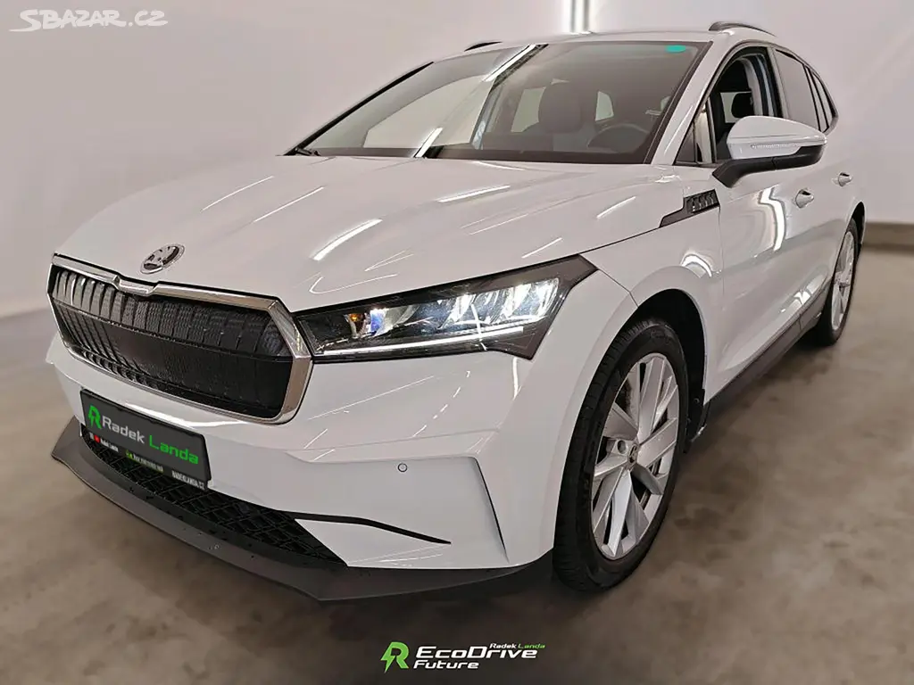 Škoda Enyaq, Kamera | Tažné | Navigace - fotka 4