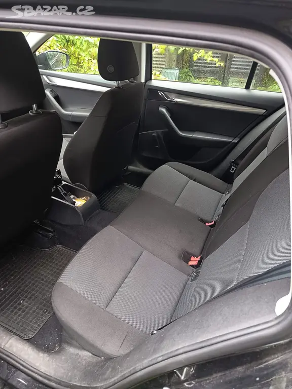 Prodám škoda Octavia 3 combi - fotka 6