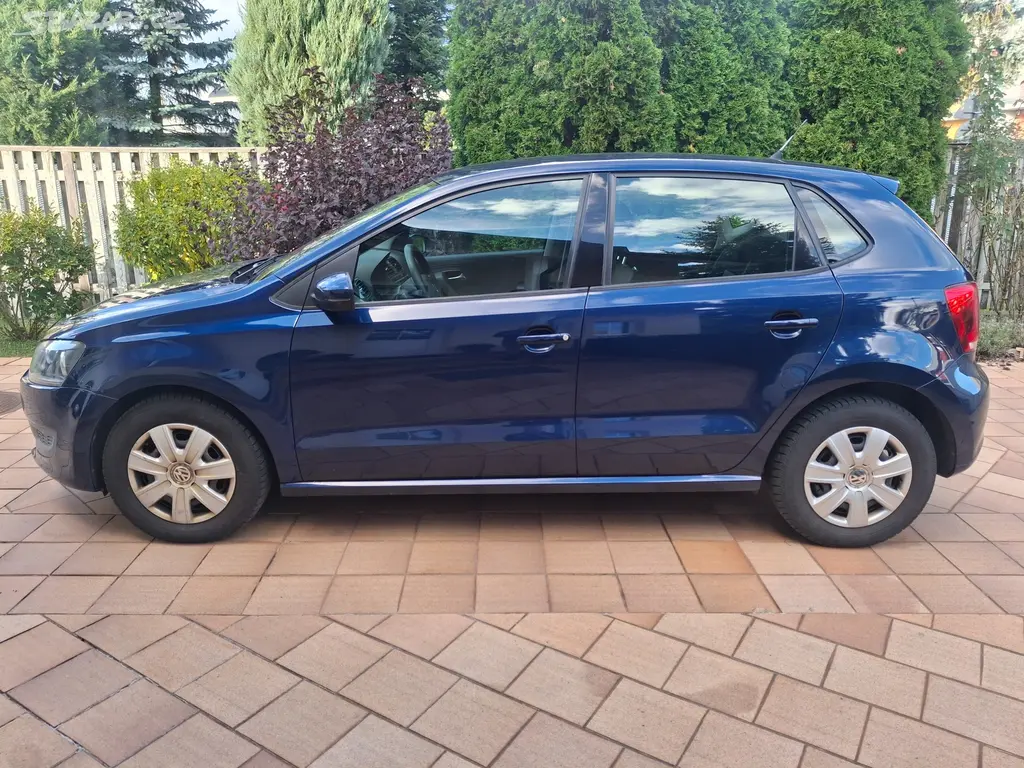 VW POLO V. 1.4 16V 63kw - fotka 2