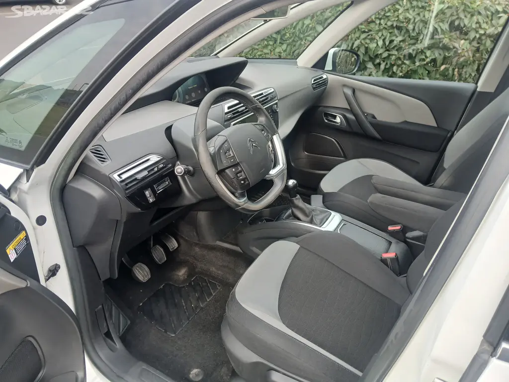 Citroën C4 Picasso 1.6i ČR navigace Serviska - fotka 5