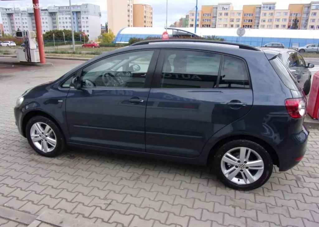 Volkswagen Golf Plus 1,2TSi 77kW Match,I.majitel - fotka 6