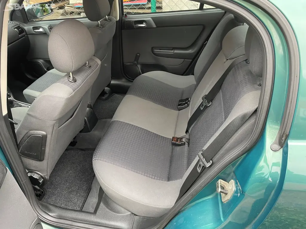 Opel Astra 1.6 jen 67000km - fotka 3
