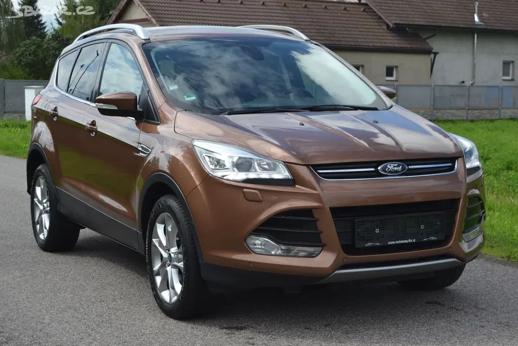 Ford Kuga 2.0 TDCI 120kW Titanium 4x4 - fotka 5