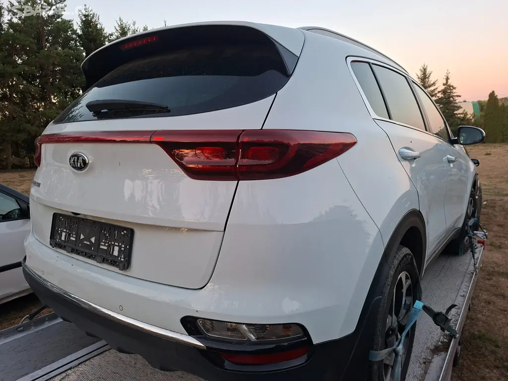 Kia Sportage 1.6 CRdi, 100KW, R.2020. - fotka 4