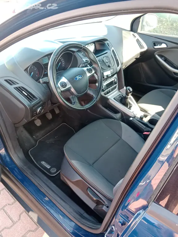 Ford Focus III 1.6ti-vct 77kw - fotka 5