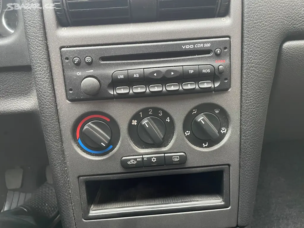 Opel Astra 1.6 jen 67000km - fotka 5
