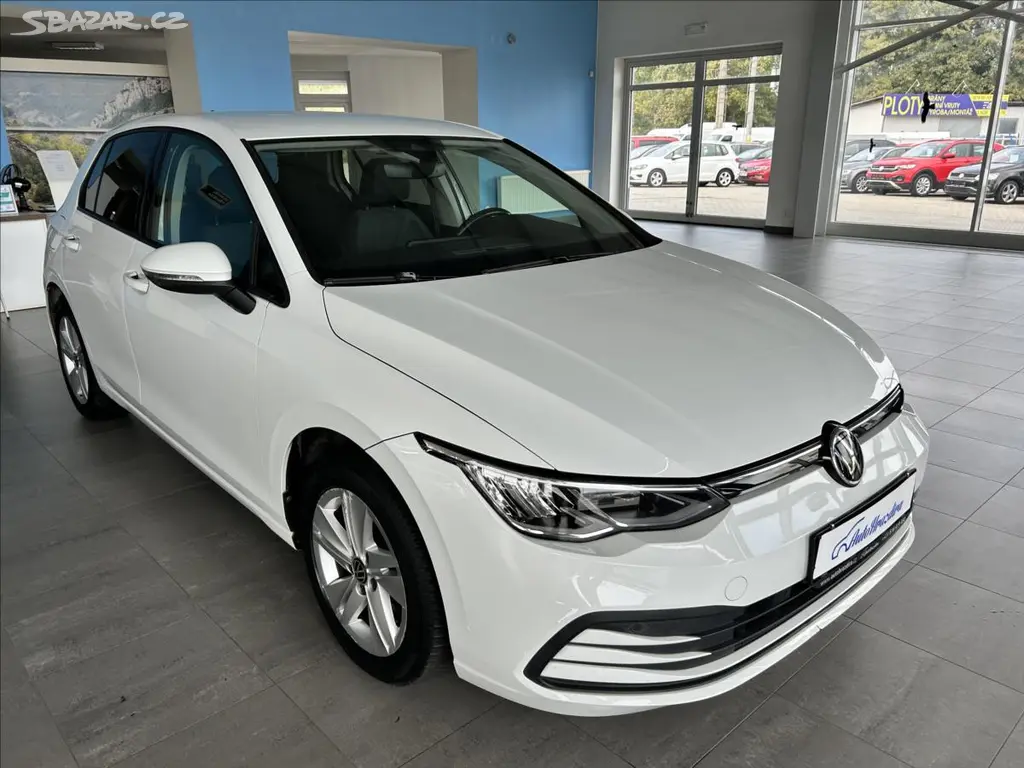 Volkswagen Golf, 1,5 TSI,96kW,SERVISKA,LIFE