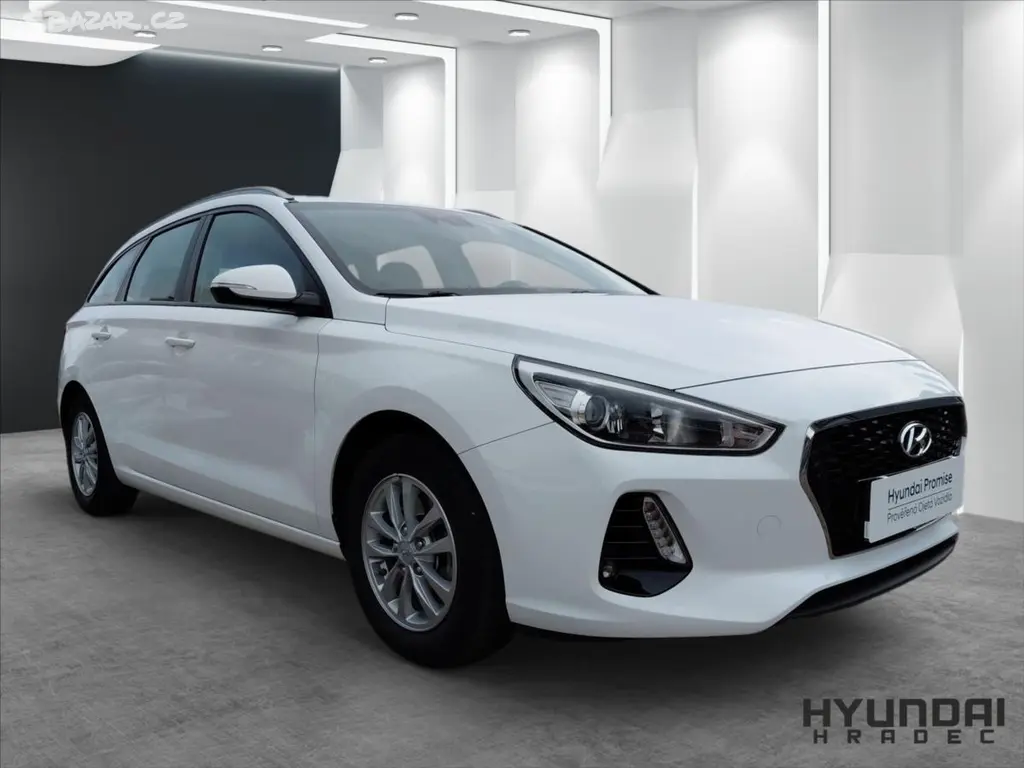Hyundai i30, 1,4 1.4CVVT Start Plus - fotka 3