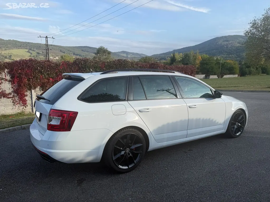 Škoda OCTAVIA 3 RS 2.0 TDI 4x4 DSG - fotka 5