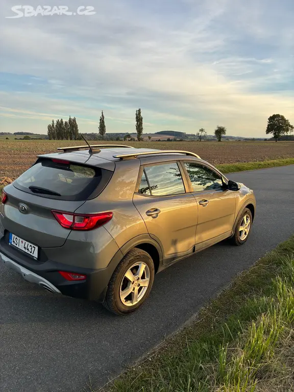 Kia Stonic 1.4 CVVT, 73 Kw, r.v.2018, 115000km - fotka 3