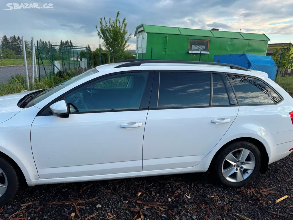 Škoda OCTAVIA III FACELIFT 2.0 TDI 6ST. MANUÁL - fotka 4