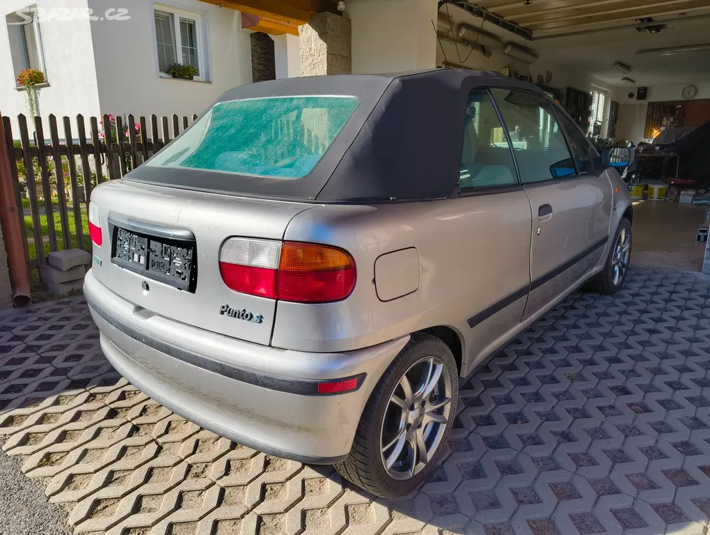 Fiat Punto Cabrio 1.2 44kW - fotka 4