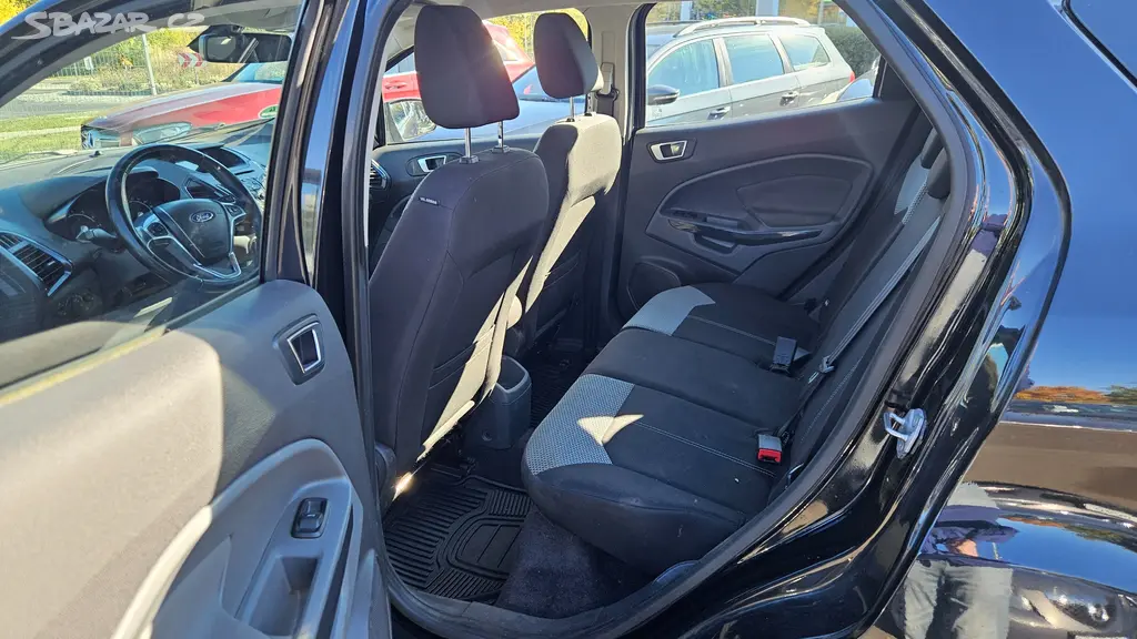 Ford EcoSport 1,0i EcoBoost - fotka 6